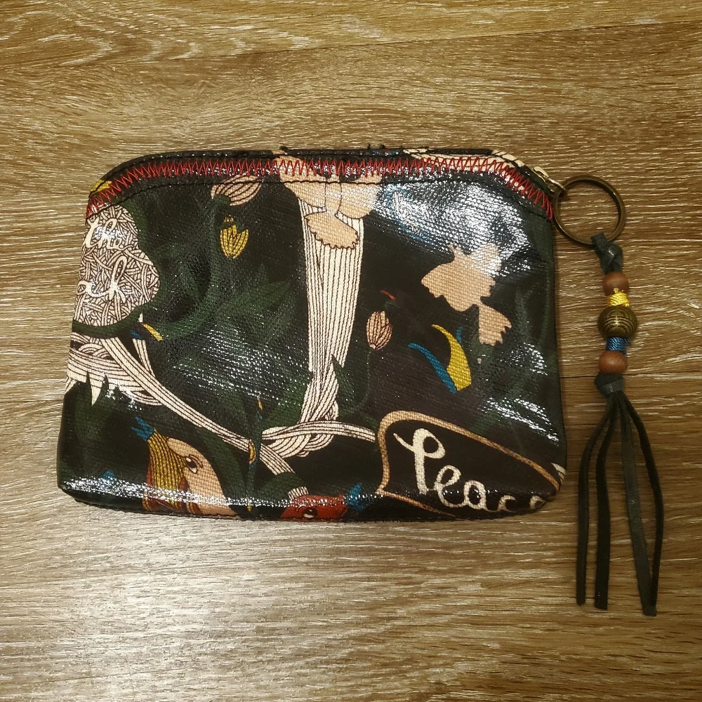 🔥THE SAK | SAKROOTS Peace Doves Coated Canvas Travel Cosmetic Pouch | Wristlet